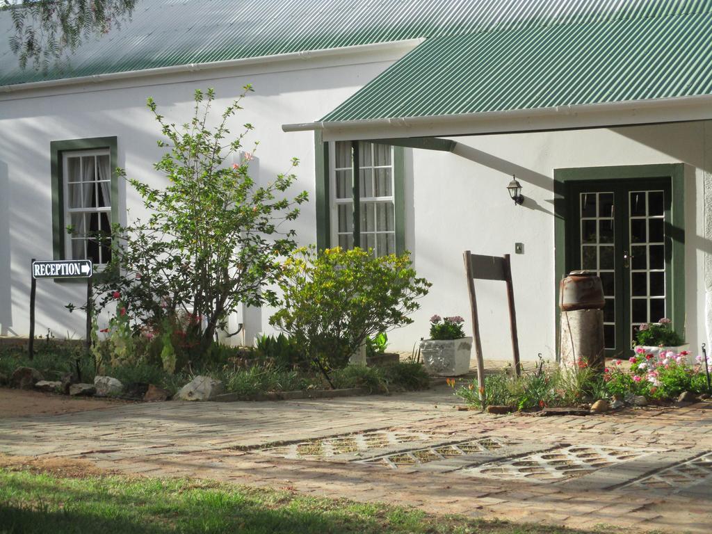 Van Rhyn Guest House Vanrhynsdorp Exterior photo